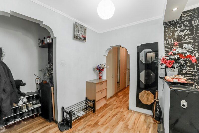 Fizicienilor, 4 camere parter, bloc 1986,
